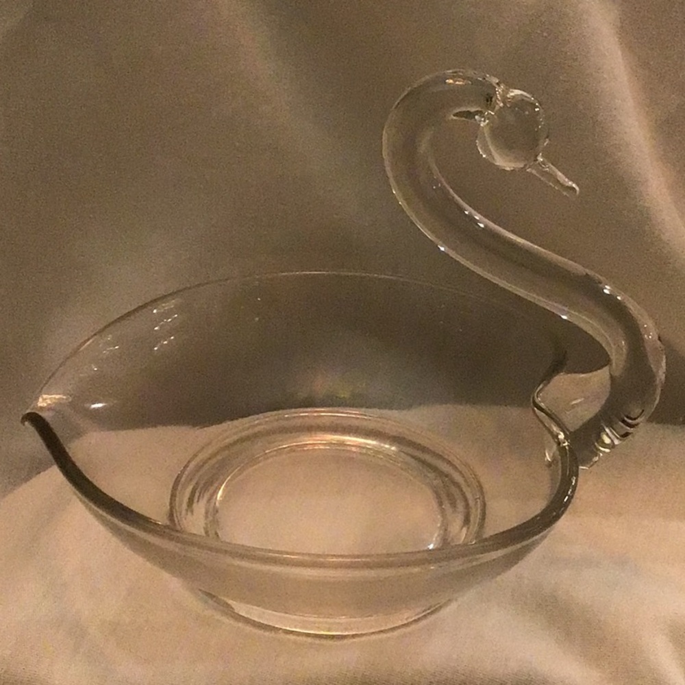 Graceful Vintage Duncan and Miller Swan